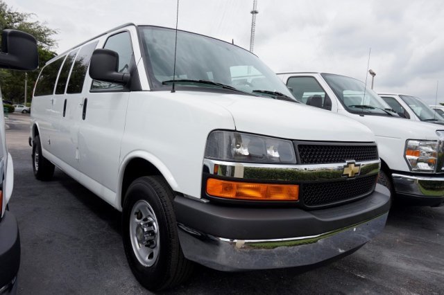 2014 Chevrolet Express Lt 15 Passenger Van  Passenger Van