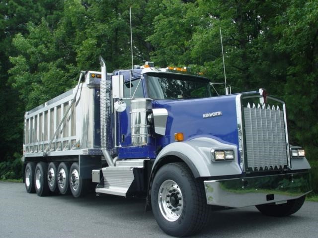2017 Kenworth W900l  Dump Truck