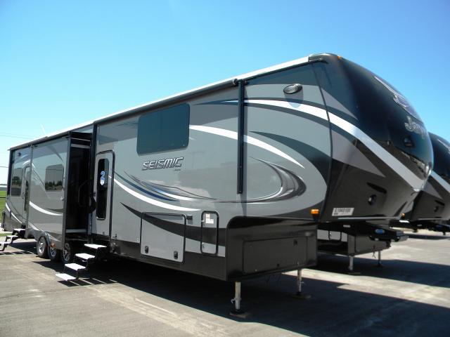 2016 Jayco SEISMIC 9K 4250