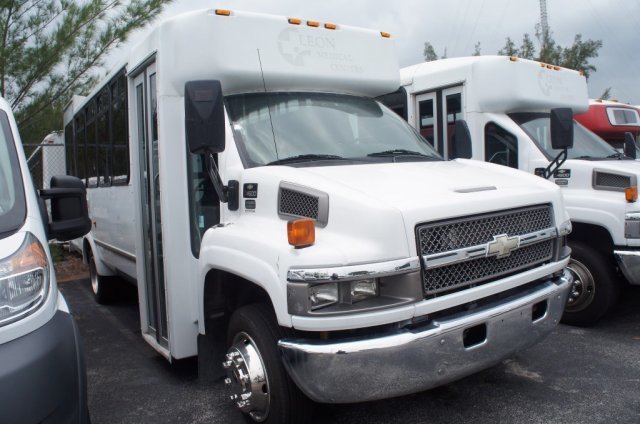 2010 Chevrolet C-4500 Eldorado 12/4 Wheelchair Bus  Passenger Van