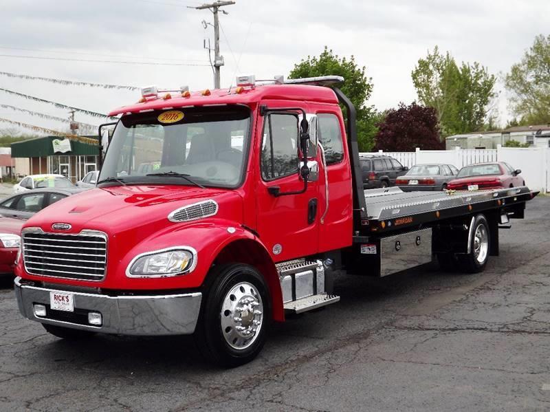 2017 Freightliner M2 Ext. Cab  Wrecker Tow Truck