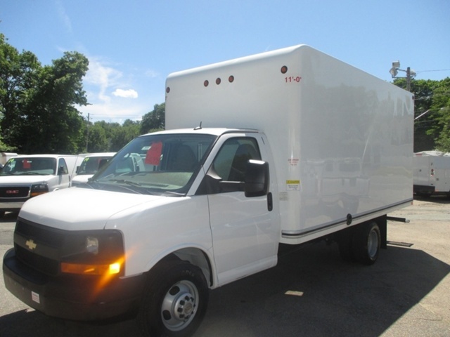 2014 Chevrolet Express Cutaway  Cab Chassis