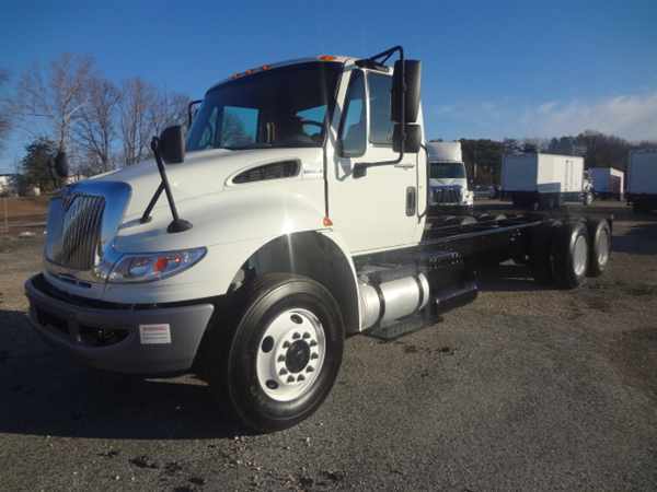 2010 International 4400  Cab Chassis