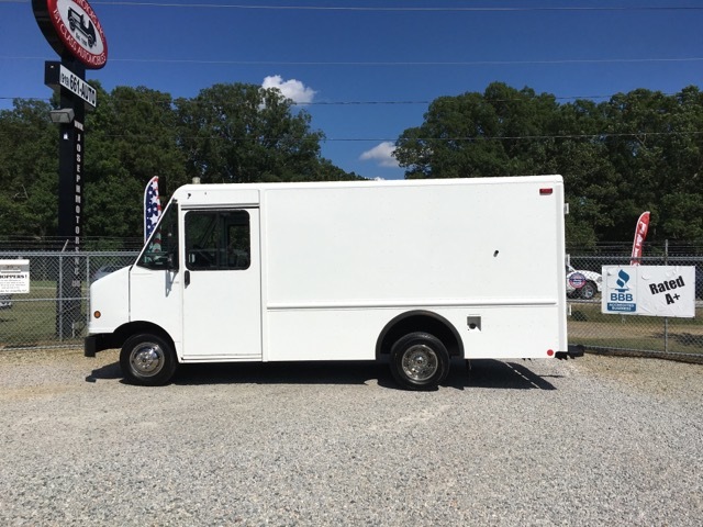 2006 Ford E350 Super D  Stepvan