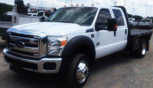 2014 Ford F-550 4dr 4x4  Flatbed Truck