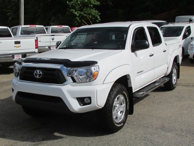 2015 Toyota Tacoma  Pickup Truck