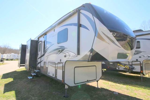 2016 Keystone Avalanche 361TG