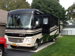 2010 Fleetwood Terra 36T