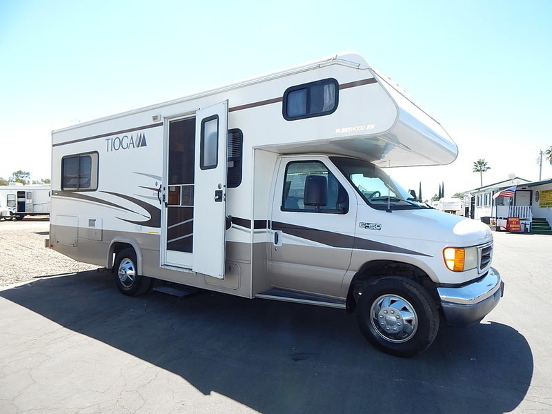 2004 Fleetwood TIOGA 24D