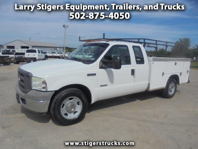 2005 Ford F-350  Extended Cab