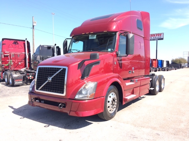 2012 Volvo Vnl670  Conventional - Sleeper Truck