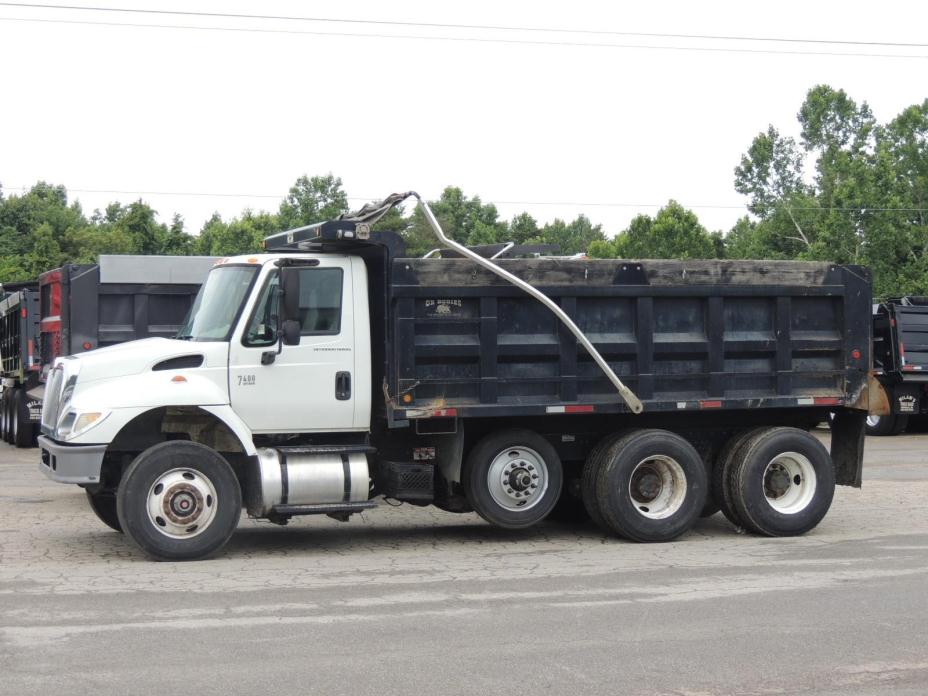 2007 International 7400  Dump Truck