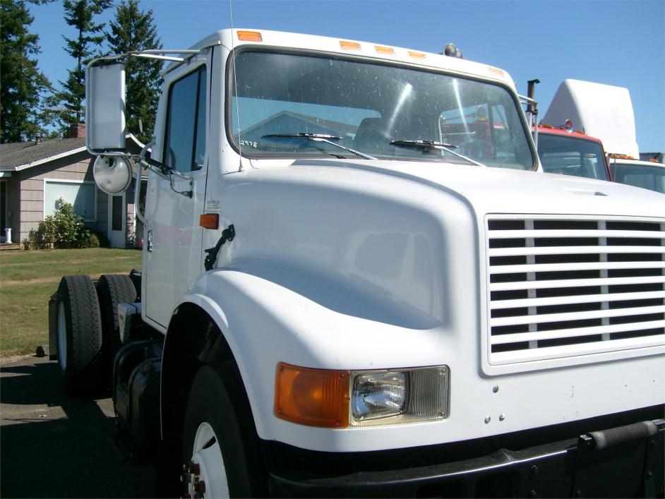 1994 International 4900  Conventional - Day Cab