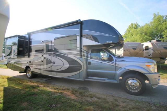 2017 Thor Motor Coach Four Winds 35SD