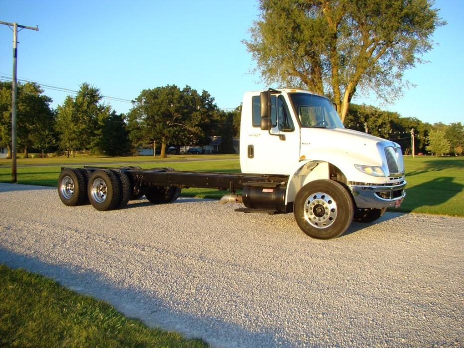 2009 International 4400  Cab Chassis