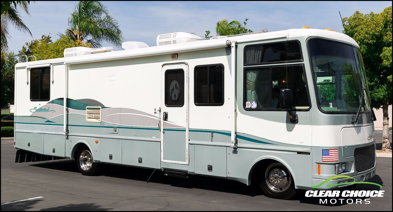 1998 Fleetwood SOUTHWIND 32H