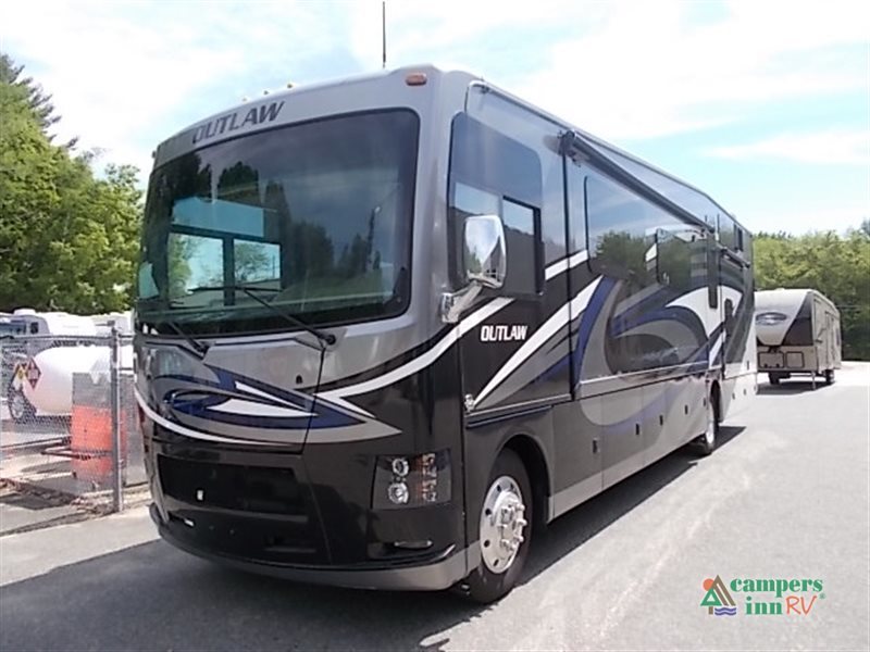 2017 Thor Motor Coach Outlaw 38RE