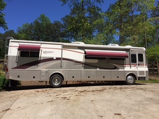 2000 Fleetwood Discovery 37G