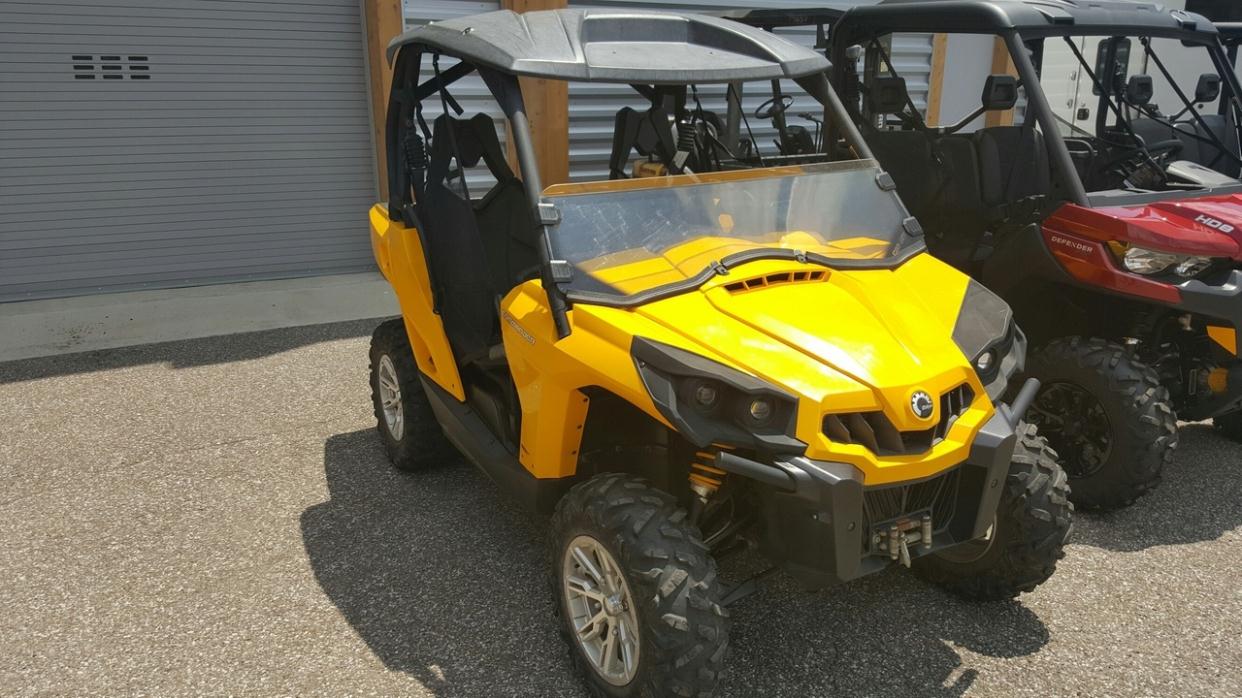 2014 Can-Am COMMANDER DPS 800R