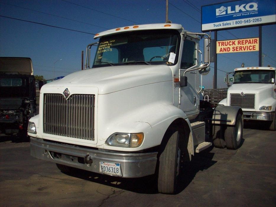 2005 International 9200  Conventional - Day Cab