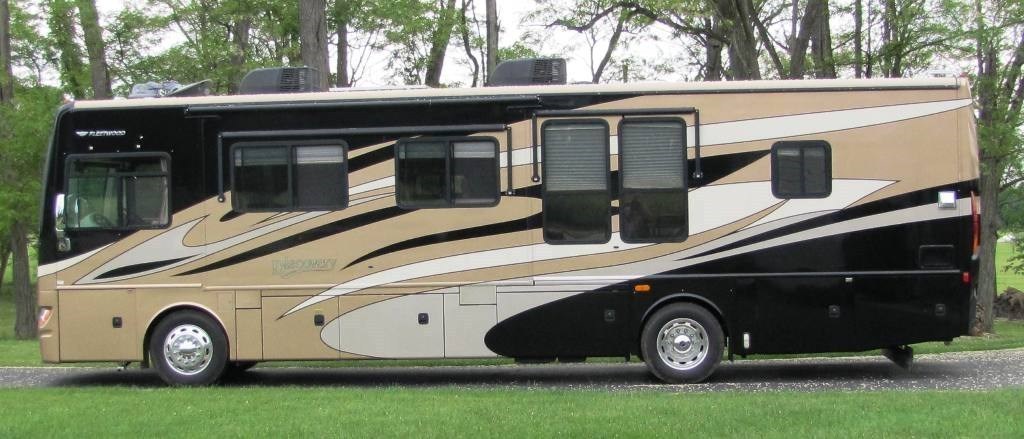 2009 Fleetwood Discovery