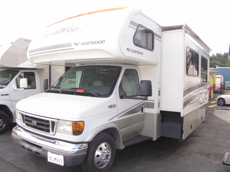 2005 Fleetwood Jamboree GT 31W