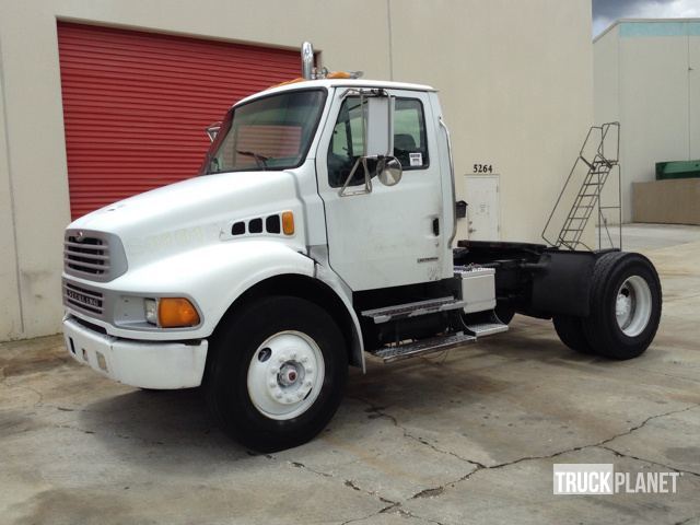2001 Sterling M7500  Conventional - Day Cab