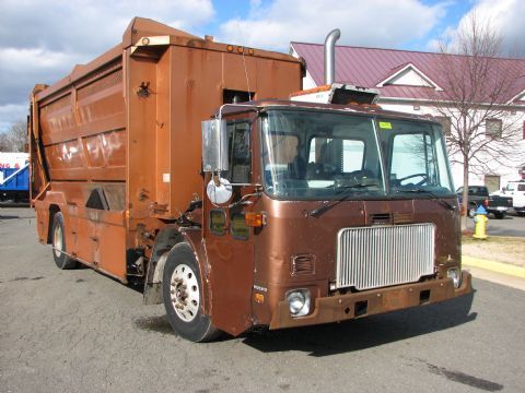 1999 Volvo Wxll42  Recycling Body Only