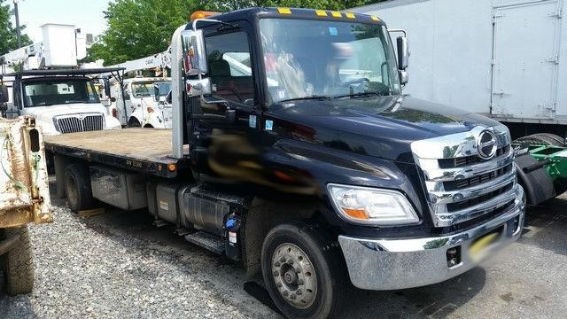 2013 Hino 258alp  Rollback Tow Truck