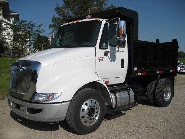 2005 International 8600  Dump Truck