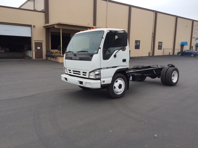 2007 Isuzu Nqr  Cab Chassis