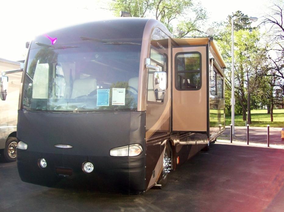 2007 Fleetwood Revolution 40C