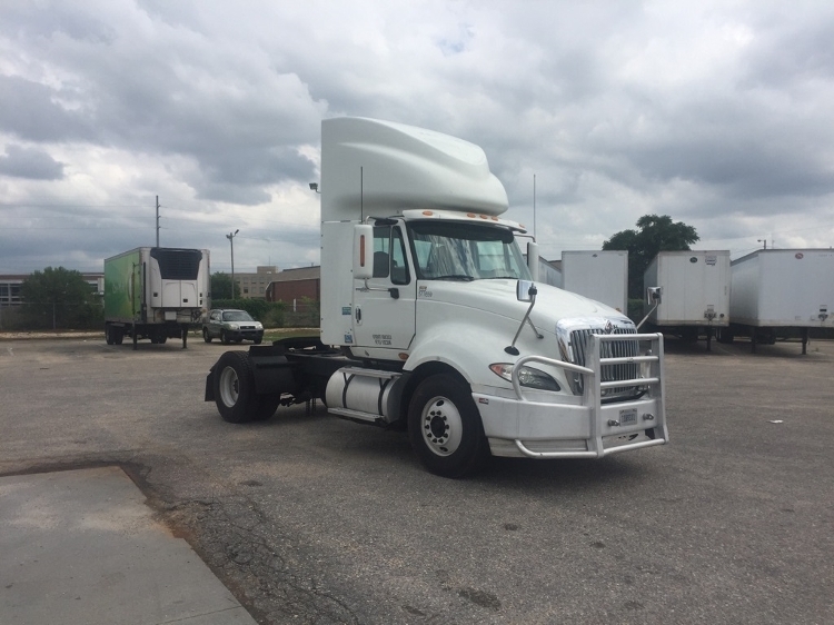 2010 International Prostar  Conventional - Day Cab