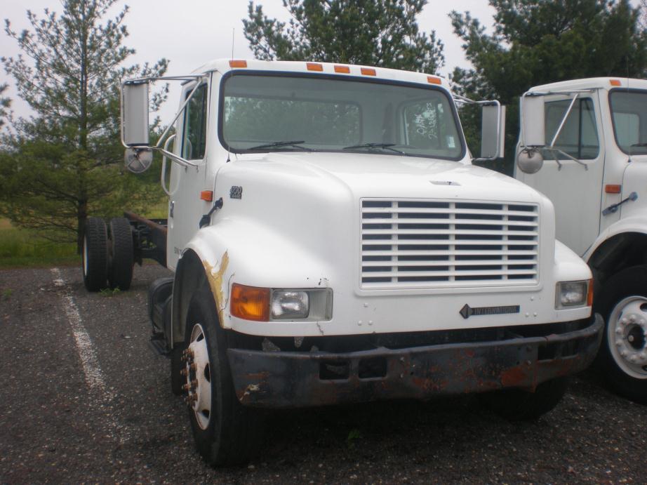 2001 International 4700  Cab Chassis