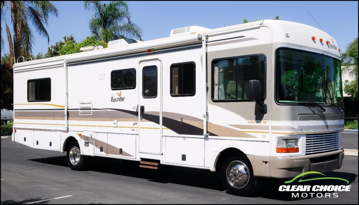 2001 Fleetwood BOUNDER 32H