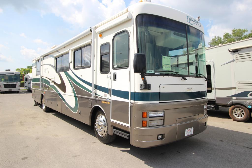 2002 Fleetwood Discovery 38D