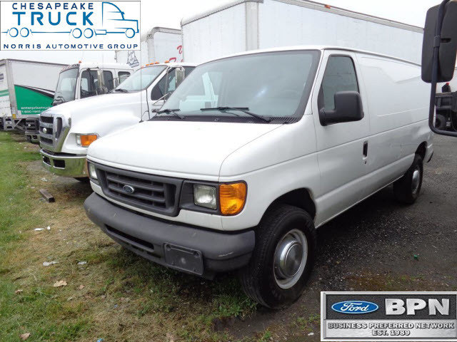 2005 Ford E-250  Cargo Van