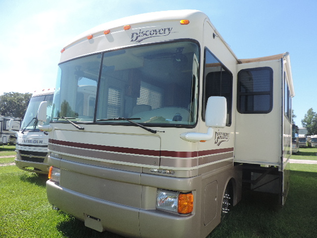 1997 Fleetwood DISCOVERY 36RS