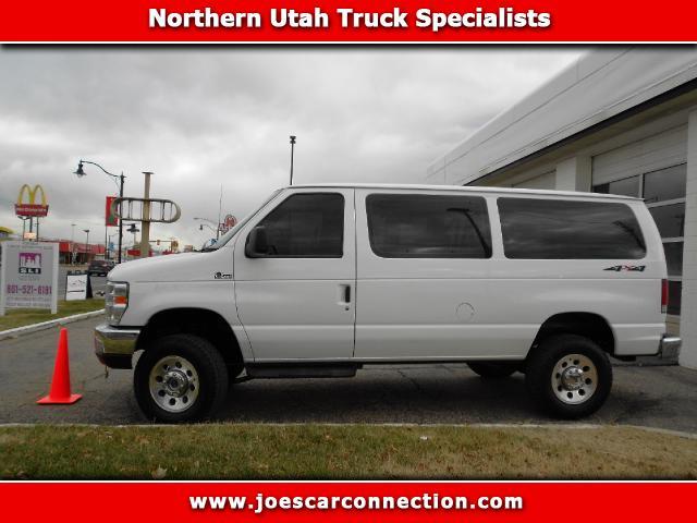 2008 Ford E350  Passenger Van