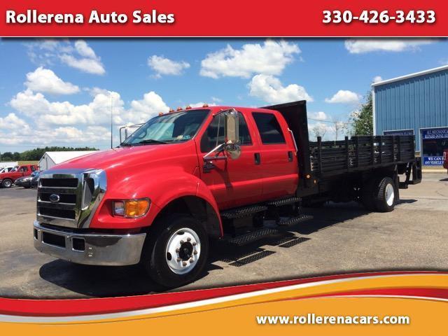 2004 Ford F-650  Flatbed Truck