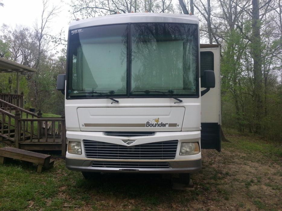 2006 Fleetwood Bounder 33R