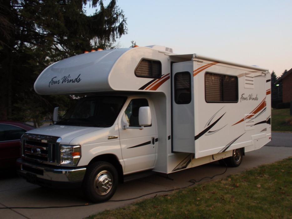 2011 Thor Motor Coach Four Winds 25C