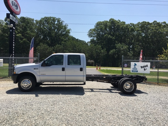 2003 Ford F-550  Cab Chassis