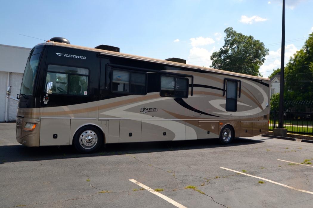 2007 Fleetwood Discovery 39v RVs for sale