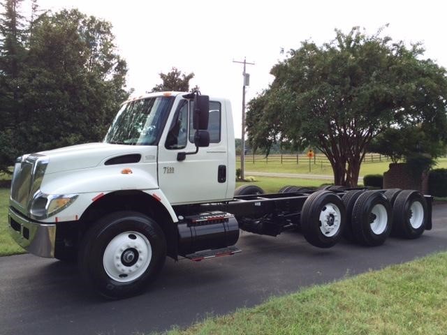 2006 International 7500  Cab Chassis