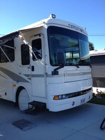 2001 Fleetwood Expedition 36T