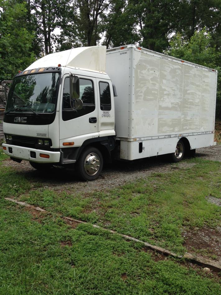 2000 Isuzu Frr  Beverage Truck