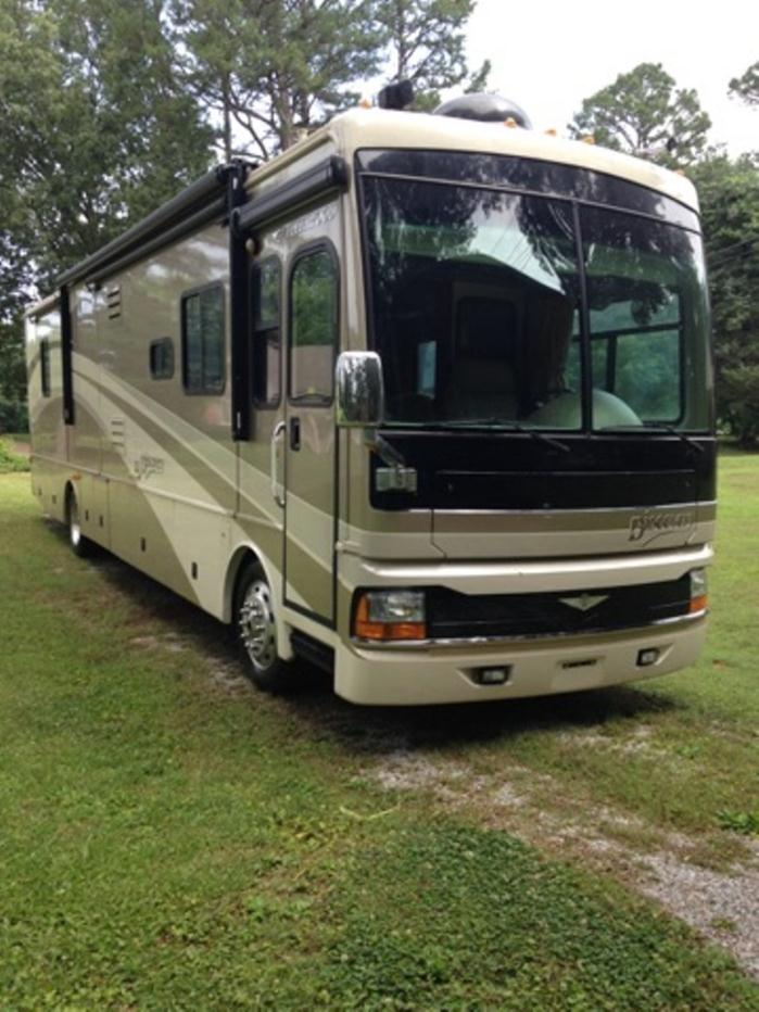 2006 Fleetwood Discovery 39L