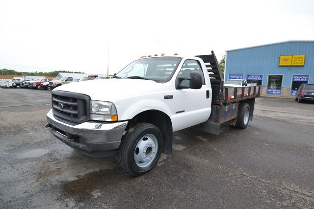 2003 Ford F-450  Flatbed Truck