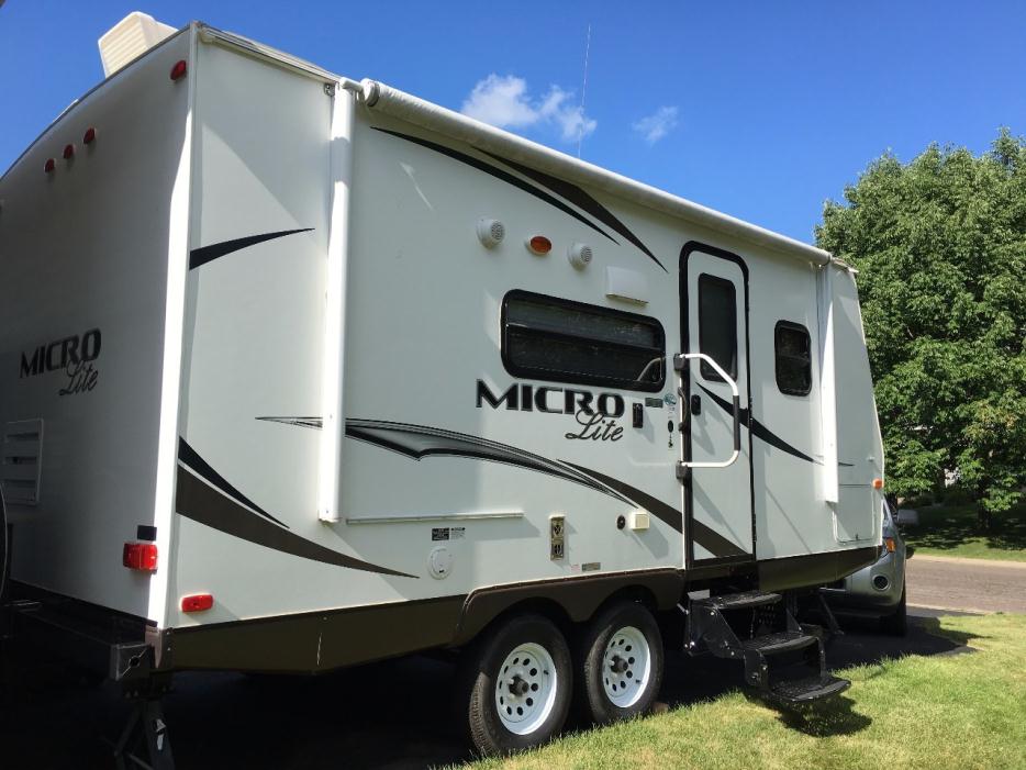 2013 Forest River Flagstaff Micro Lite 21DS